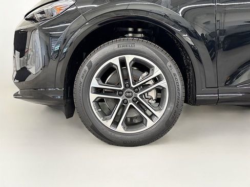 New 2025 Audi Q5 Premium Plus image 23