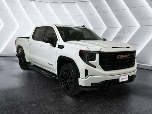 Used 2023 GMC Sierra 1500 Elevation image 1