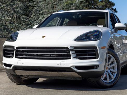 Certified 2021 Porsche Cayenne S AWD/4WD image 7