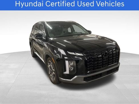 Used 2023 Hyundai Palisade Limited w/ Winter Package AWD/4WD image 4