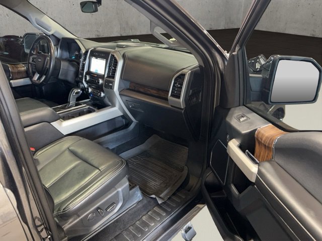 Used 2018 Ford F150 Lariat w/ Equipment Group 502A Luxury AWD/4WD image 19