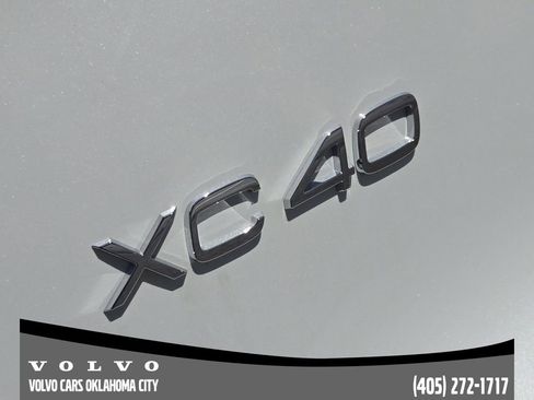 New 2026 Volvo XC40 B5 Ultra w/ Protection Package Premier image 10
