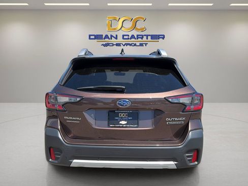 Used 2022 Subaru Outback Touring XT AWD/4WD image 4