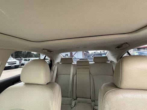 Used 2013 Lexus IS 250 AWD w/ Premium Pkg image 17