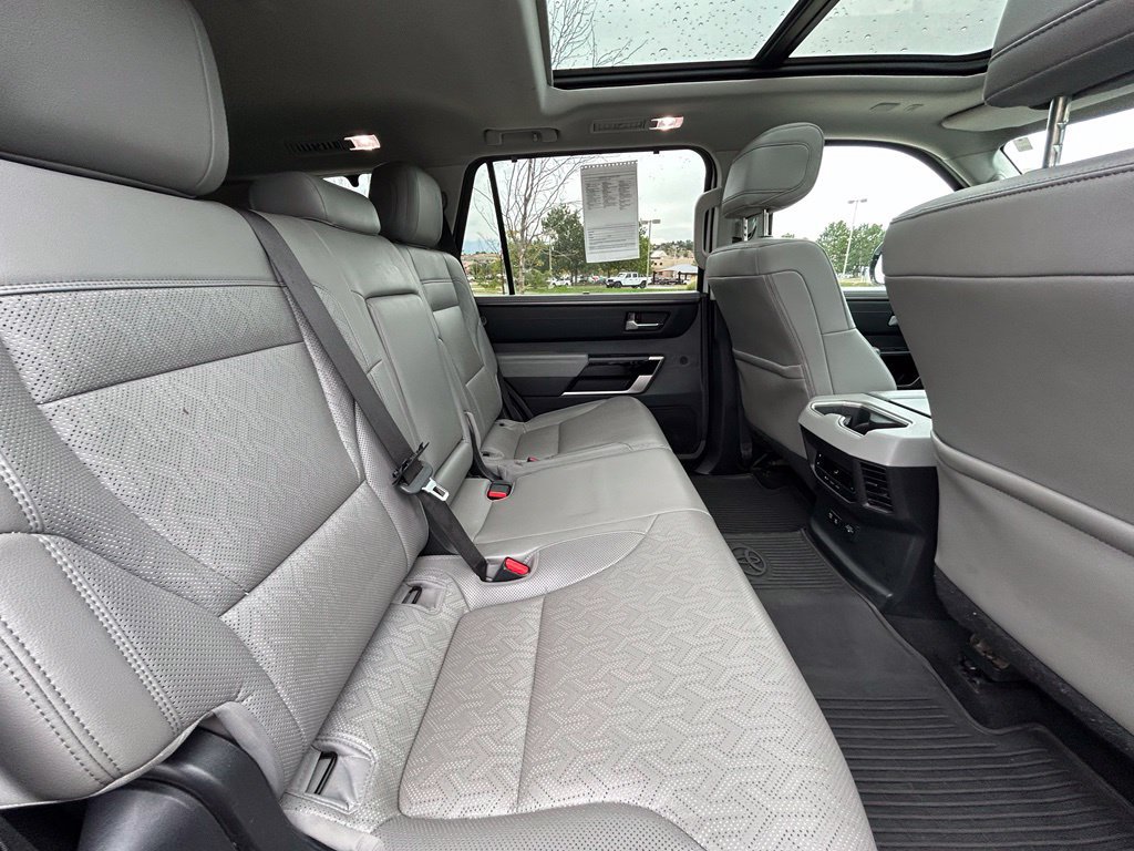 Used 2024 Toyota Sequoia Limited w/ TRD Off-Road Package AWD/4WD image 33