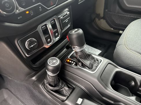 New 2026 Jeep Wrangler Sport AWD/4WD image 29