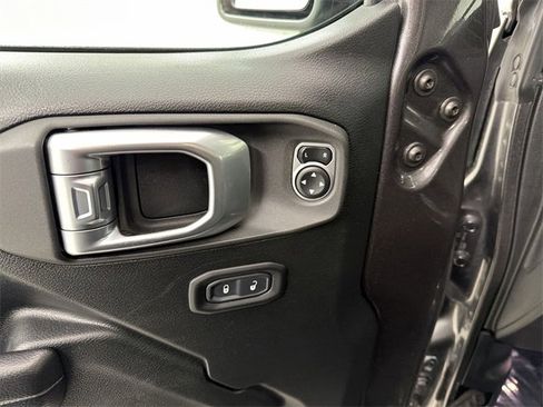 Used 2020 Jeep Wrangler Unlimited Sport image 20