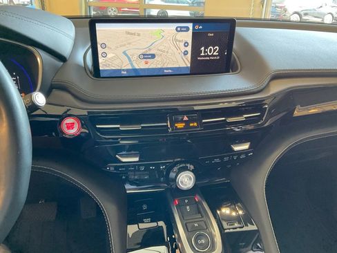 Certified 2023 Acura MDX SH-AWD w/ Advance Package image 16