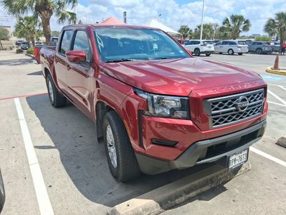 Used 2022 Nissan Frontier SV w/ Technology Package