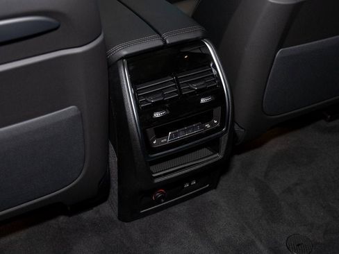 New 2026 BMW X7 xDrive40i w/ M Sport Package image 41