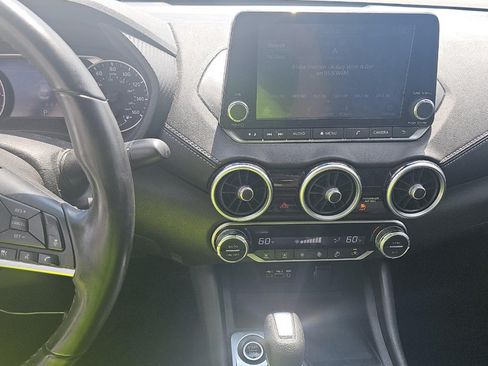 Used 2020 Nissan Sentra SV FWD image 16