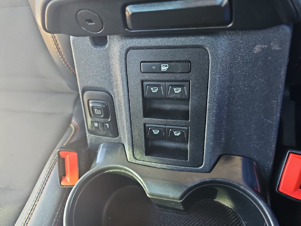 Used 2025 Ford Bronco Big Bend w/ Sasquatch Package AWD/4WD image 28