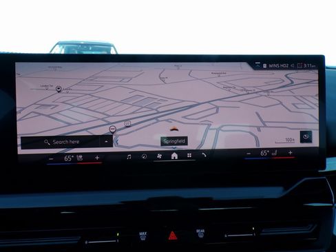 Certified 2025 BMW 530i xDrive w/ Premium Package image 19