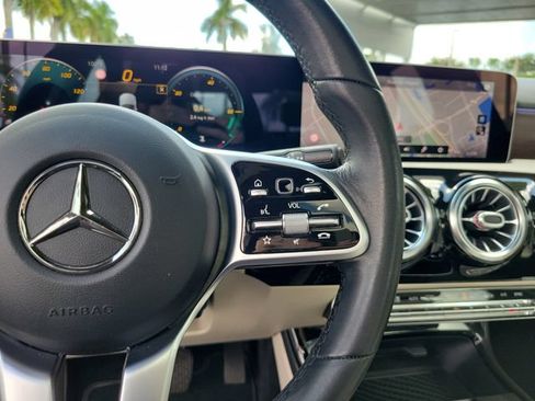 Used 2019 Mercedes-Benz A 220 image 20