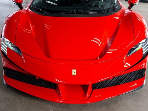 Used 2024 Ferrari SF90 Stradale image 15