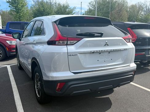 Used 2022 Mitsubishi Eclipse Cross ES AWD/4WD image 4