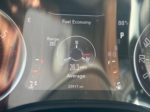 Used 2022 Dodge Challenger R/T RWD image 15