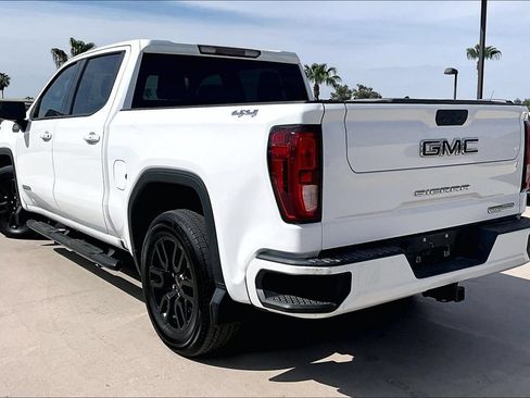 Used 2020 GMC Sierra 1500 Elevation w/ Elevation Value Package AWD/4WD image 4