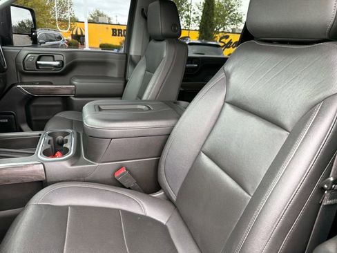 Used 2022 Chevrolet Silverado 2500 LTZ w/ LTZ Plus Package image 19