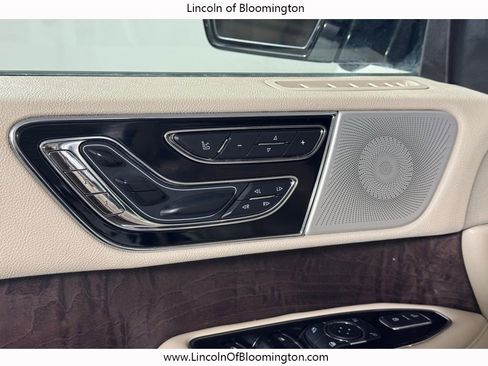 Used 2020 Lincoln Navigator L Reserve w/ Luxury Package image 16