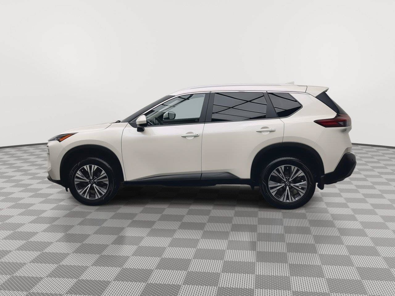 Used 2023 Nissan Rogue SV w/ SV Premium B Package AWD/4WD image 35
