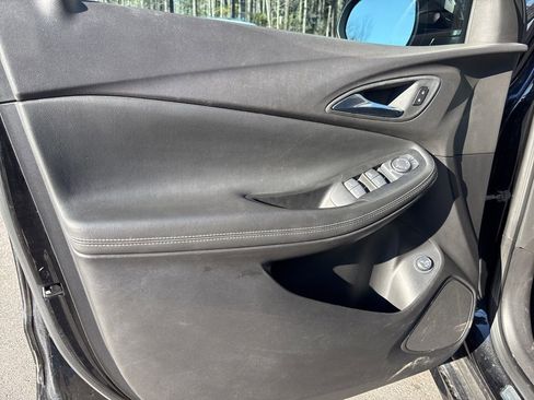 Used 2023 Buick Encore GX Select w/ Sport Touring Package FWD image 40
