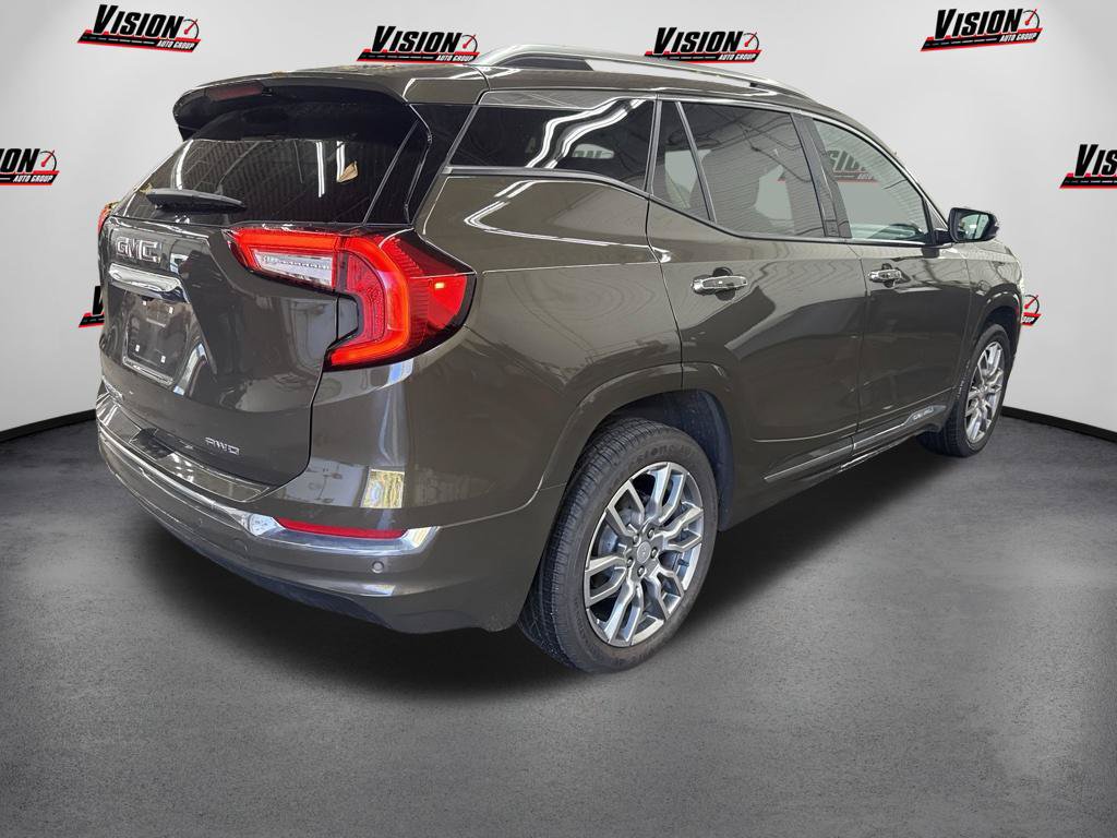 Used 2023 GMC Terrain Denali w/ LPO, Floor Liner Package AWD/4WD image 5