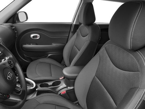 Used 2017 Kia Soul w/ Convenience Package FWD image 12