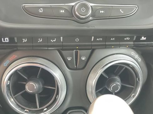 Used 2021 Chevrolet Camaro LT RWD image 16