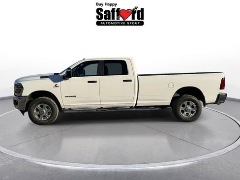 New 2026 RAM 2500 Big Horn AWD/4WD image 4