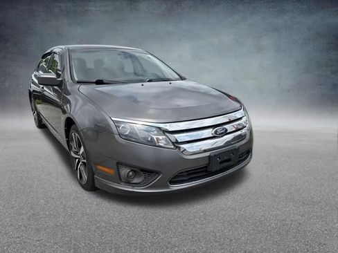 Used 2011 Ford Fusion SE FWD image 4