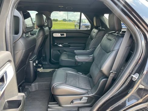 Used 2023 Ford Explorer ST w/ Equipment Group 401A AWD/4WD image 8
