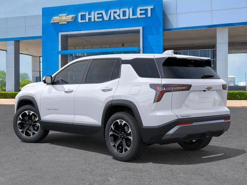 New 2026 Chevrolet Equinox LT FWD image 29