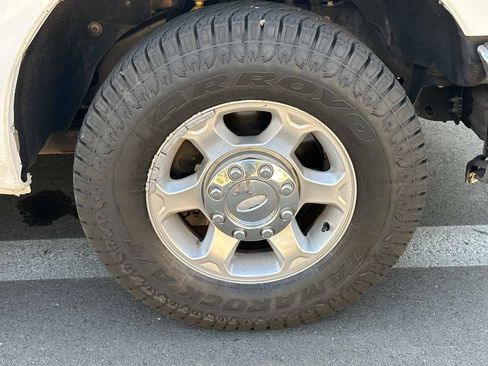 Used 2013 Ford F250 XLT w/ XLT Interior Pkg RWD image 47