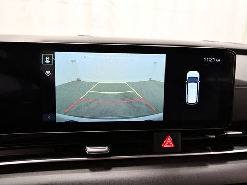 Certified 2026 Kia Carnival EX FWD image 24