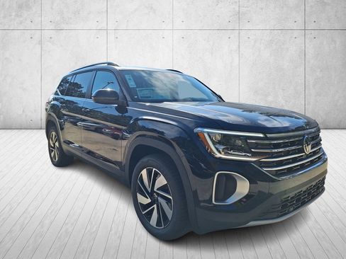 New 2026 Volkswagen Atlas SE image 7