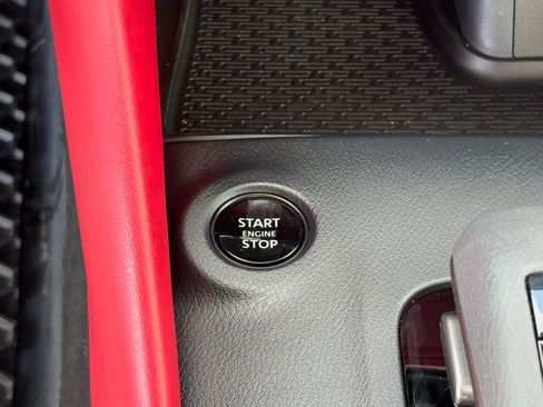 Certified 2024 Nissan Z Performance w/ Floor Mat Package image 24