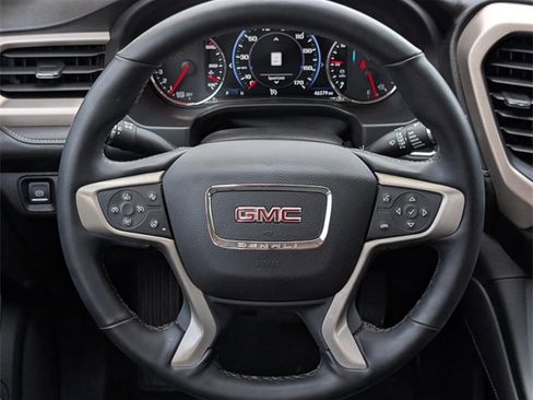 Used 2023 GMC Acadia Denali w/ Denali Technology Package image 32