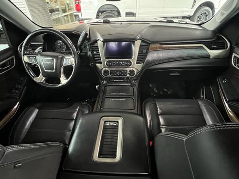 Used 2018 GMC Yukon Denali w/ Denali Ultimate Package image 12
