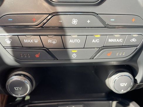 Used 2019 Ford Ranger Lariat w/ Equipment Group 501A Mid image 21