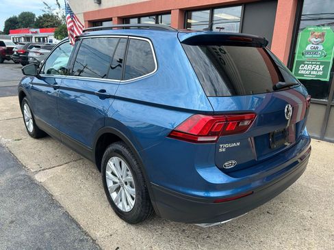 Used 2019 Volkswagen Tiguan SE w/ Panoramic Sunroof Package AWD/4WD image 4