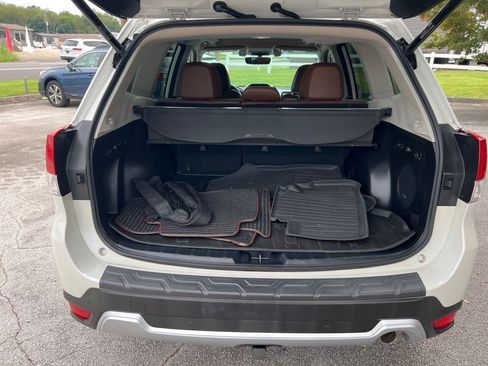 Used 2020 Subaru Forester Touring w/ Popular Package #2 AWD/4WD image 11