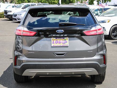 Used 2023 Ford Edge SEL image 3