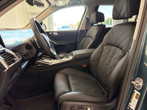 Used 2026 BMW X7 xDrive40i w/ Executive Package AWD/4WD image 5