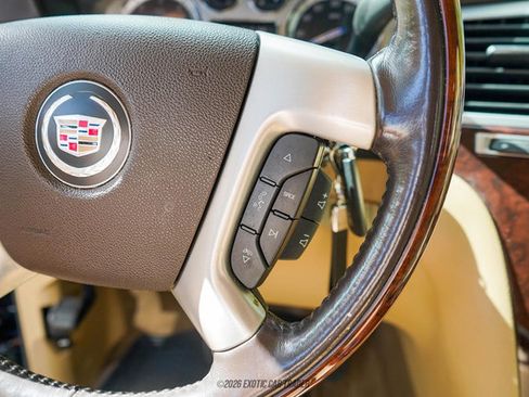Used 2009 Cadillac Escalade AWD image 29