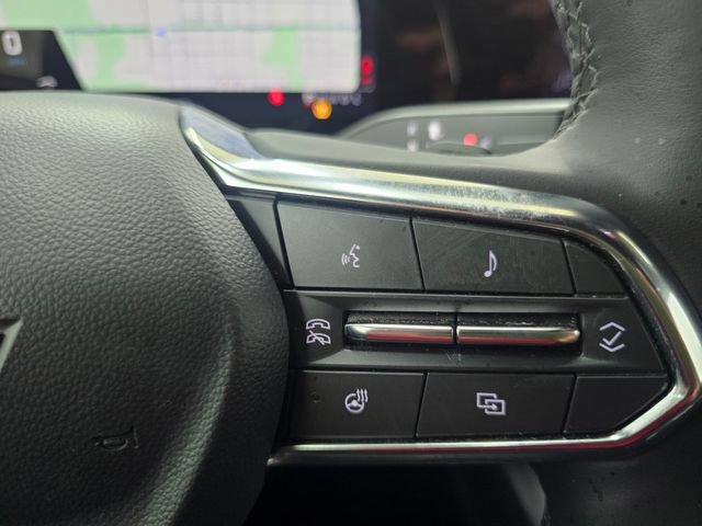 Used 2025 Chevrolet Equinox LT AWD/4WD image 10