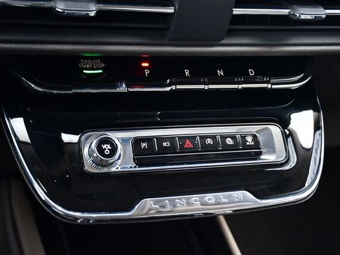 Used 2023 Lincoln Corsair Standard image 29