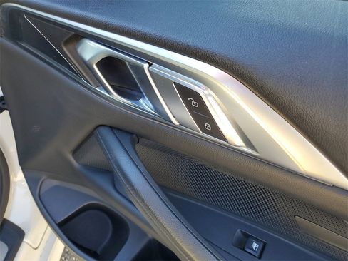 Used 2021 BMW 430i Convertible w/ Convenience Package image 12