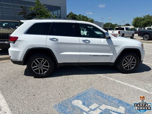 Used 2022 Jeep Grand Cherokee Limited AWD/4WD image 30