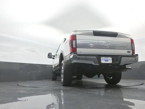 Used 2022 Ford F350 King Ranch w/ King Ranch Ultimate Package AWD/4WD image 38